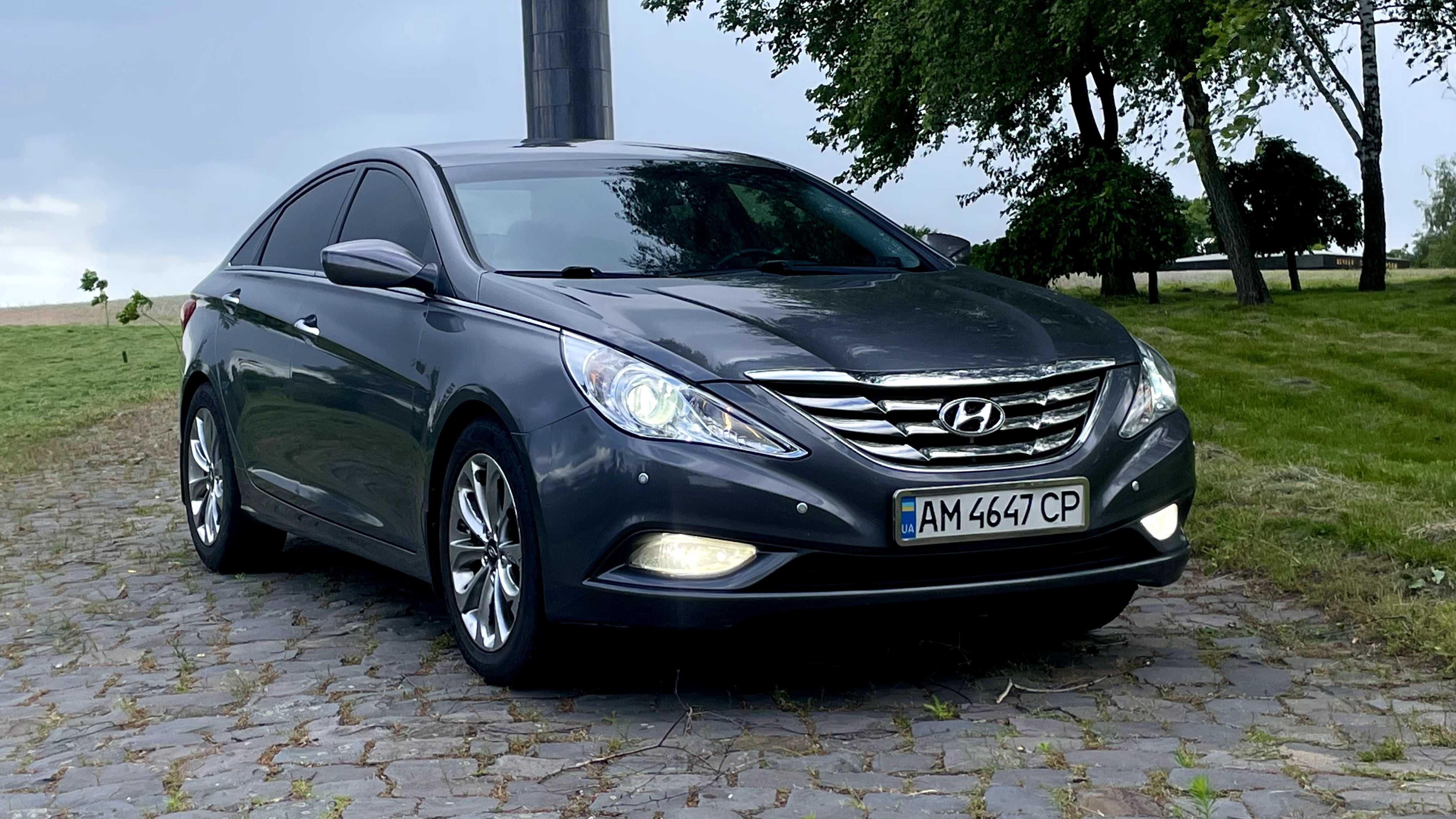 Hyundai Sonata 2011