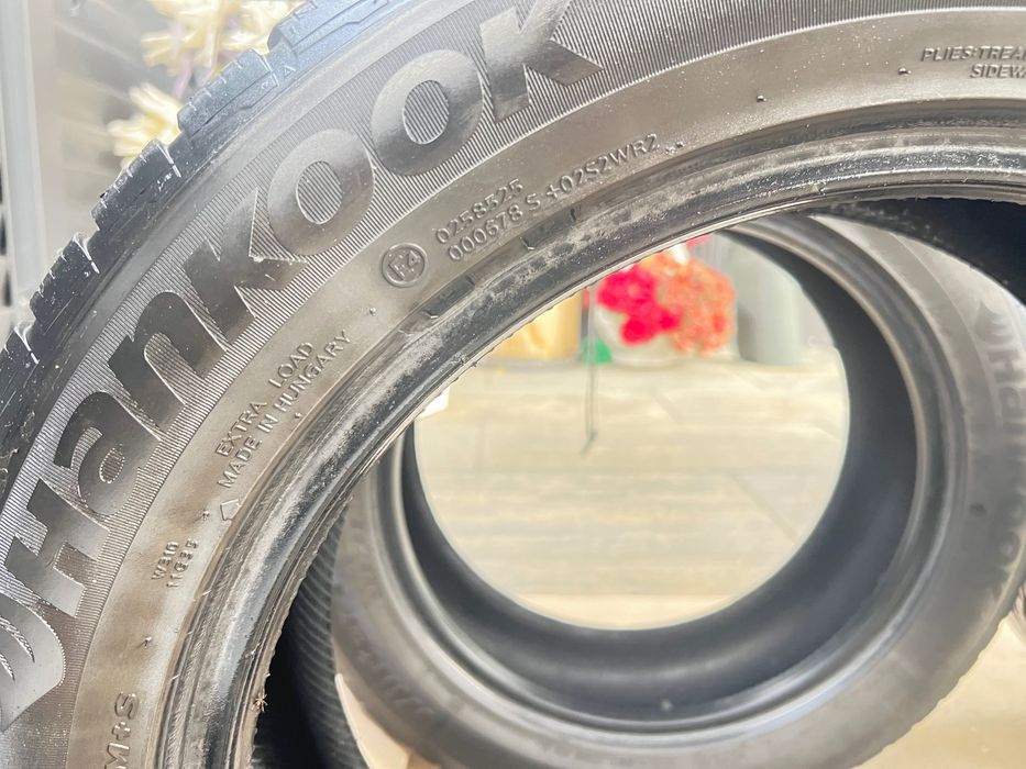 Komplet zimowych opon Hankook Winter i*cept evo2 225/45R18 – jak nowe!