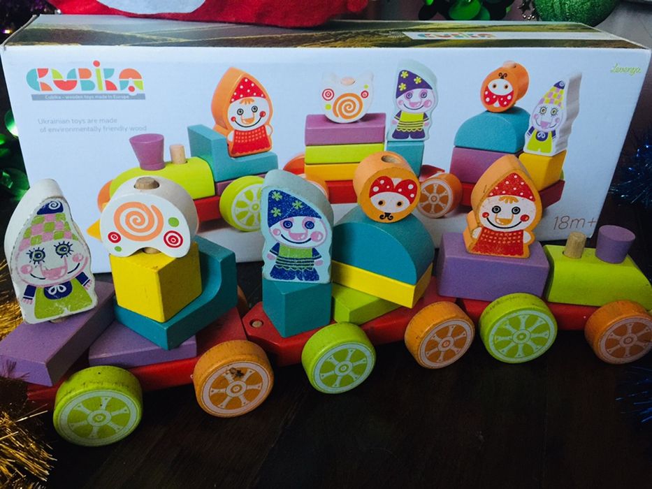 Деревянная эко игрушка поезд Кубика Cubika