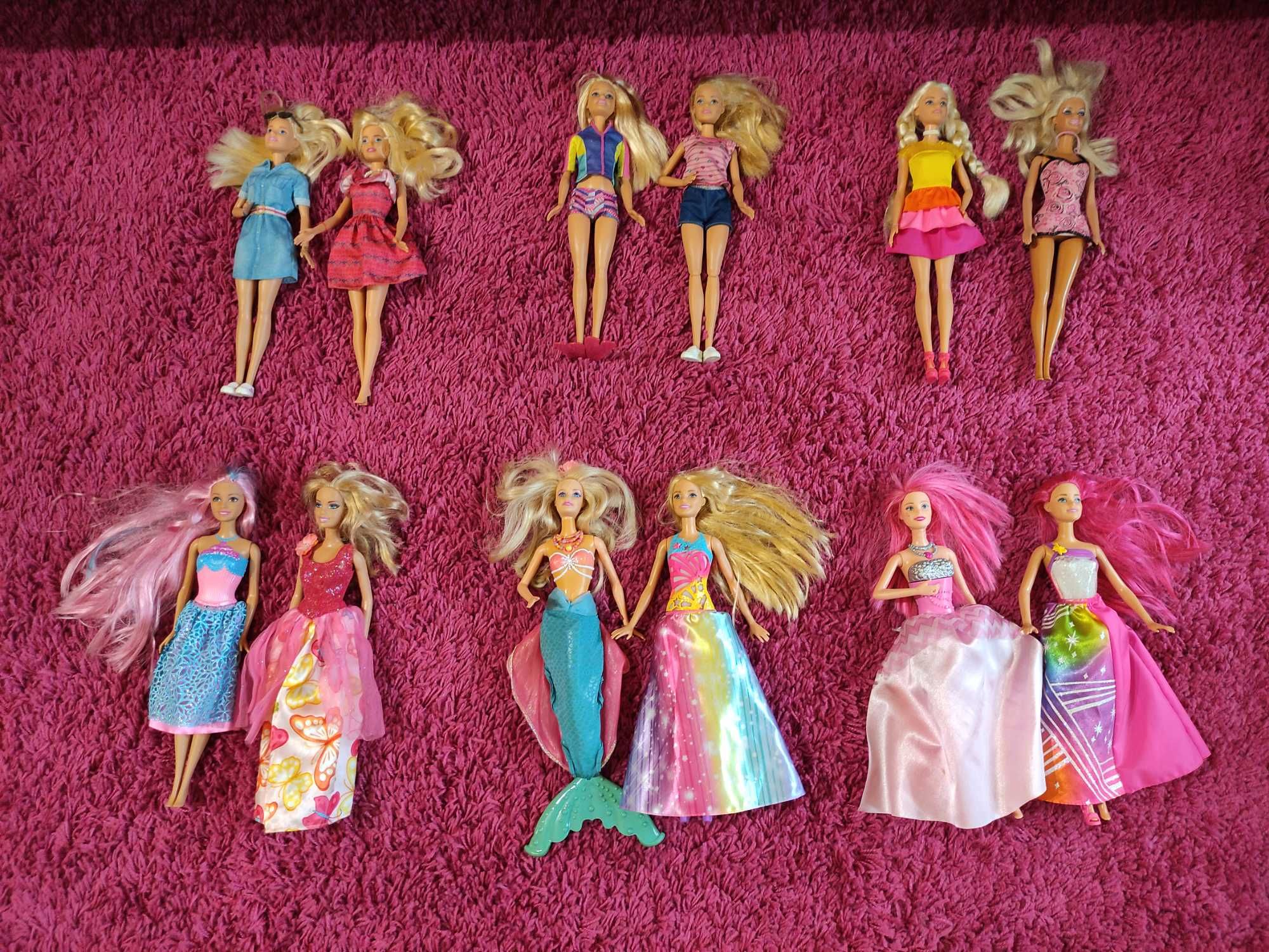 Várias BARBIES com algumas versões tem funções