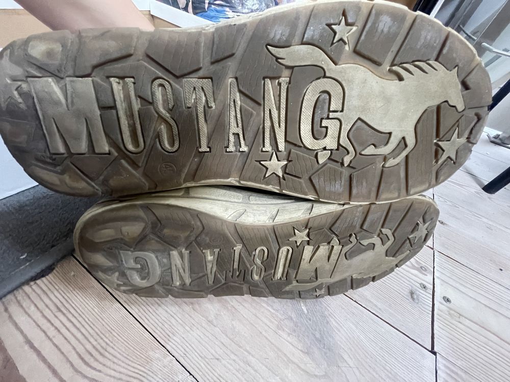 Buty męskie Mustang r.45