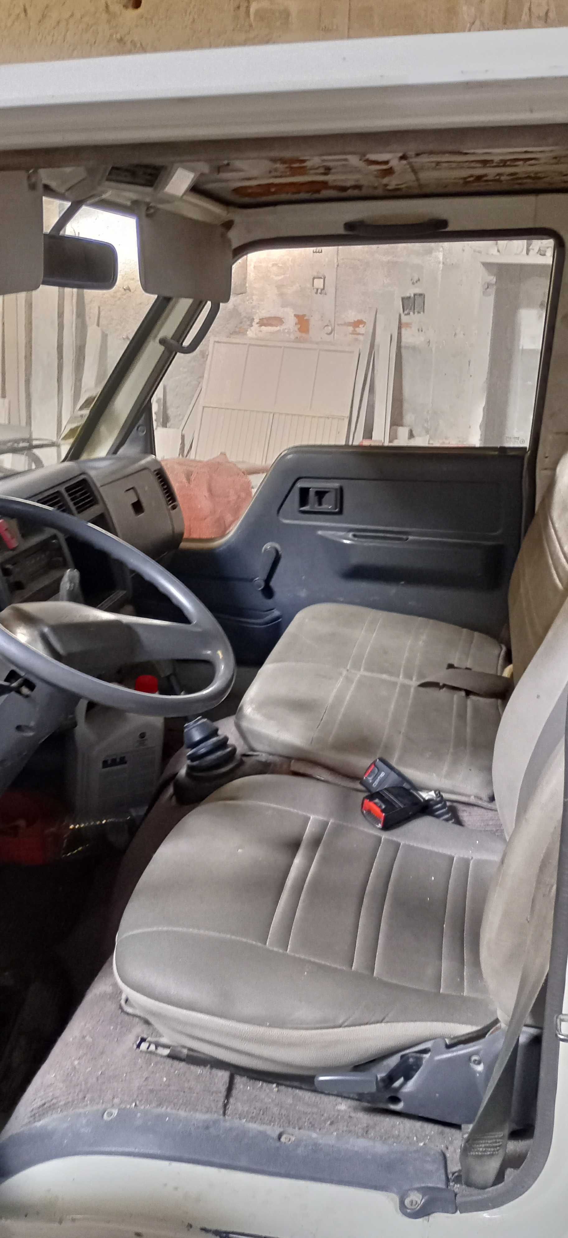 Toyota Dyna 150 (Carrocaria nova, 1997, 235 500 km)