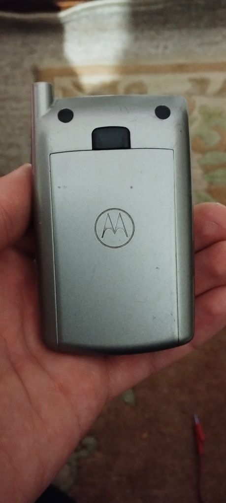 Телефон Motorola 008 accompli