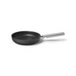 Patelnie marki SMEG CKFF2401