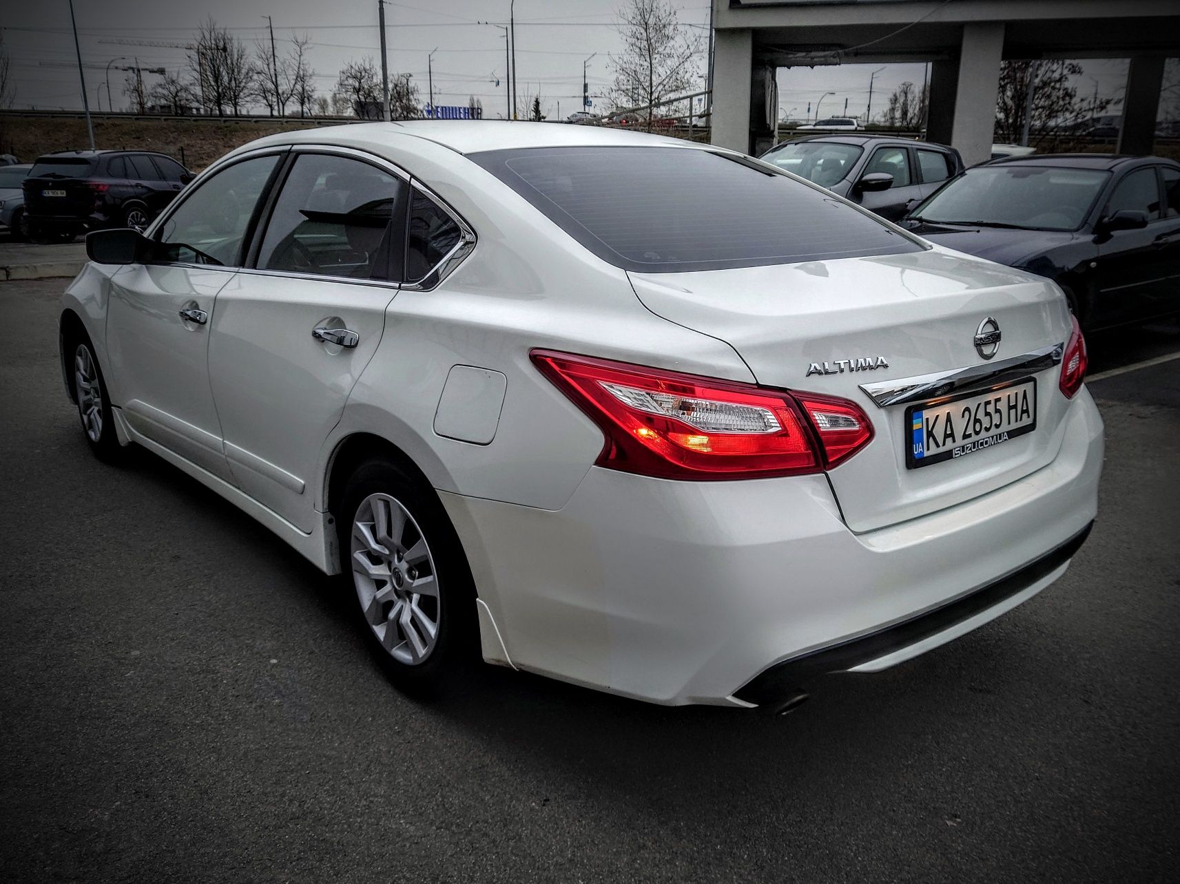 4900/нед. Аренда авто Nissan Altima для личных целей, не под такси