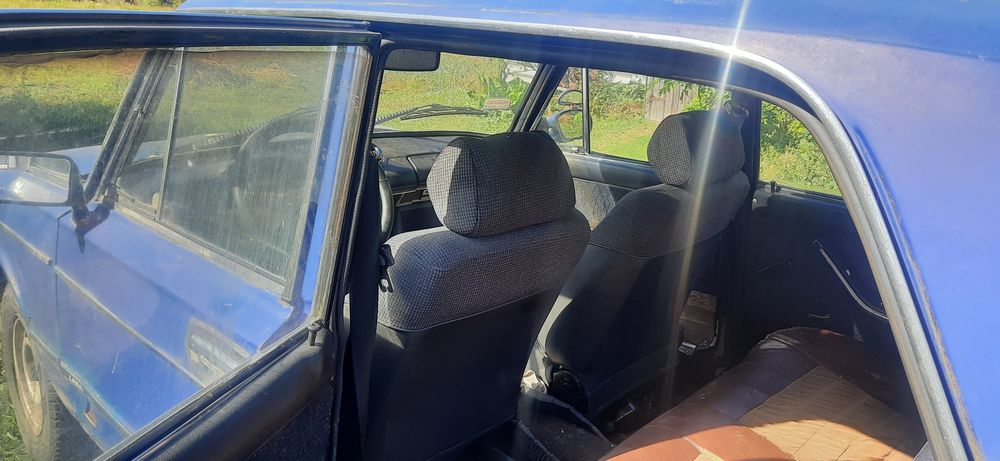 Продам ваз 2103,не находу! Потребує заміни клапана, прогорів.