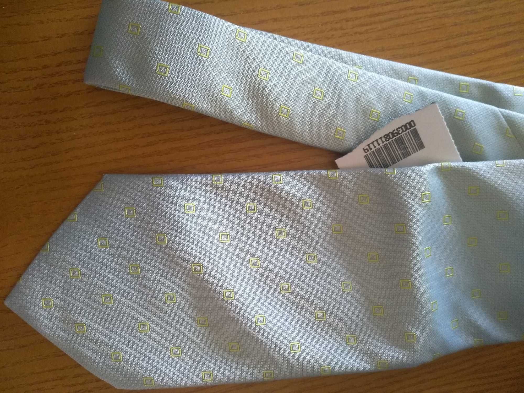 2 Gravatas de homem NOVAS