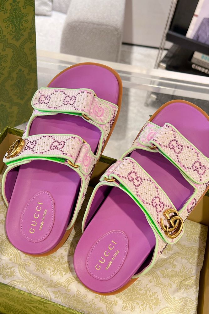 Gucci klapki brokat