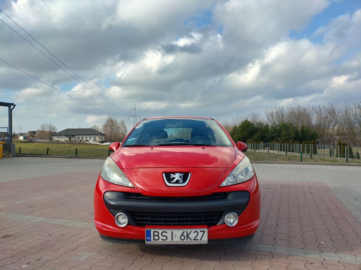 Peugeot 207, 1.4 benzyna
