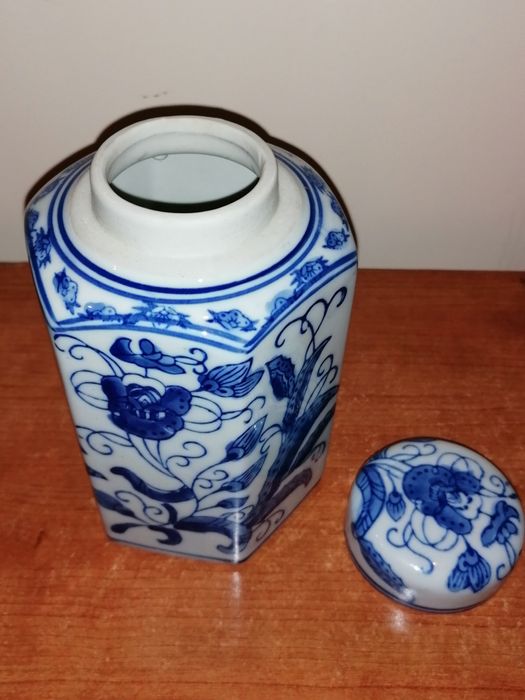 Pote Jarra em porcelana com tampa