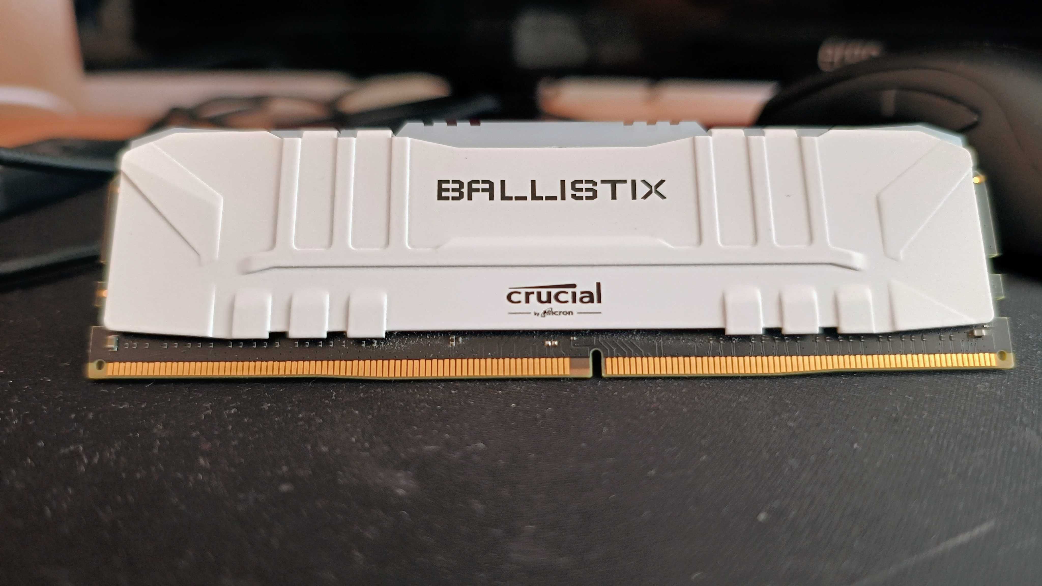 Оперативна пам'ять Crucial DDR4-3600 16384 MB PC4-28800 Ballistix