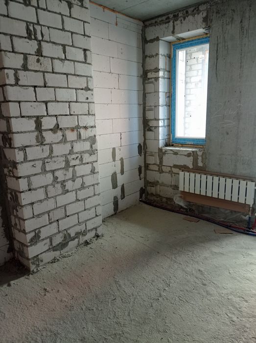 Продам  новострой 2ком квартиру ЖК Меридиан