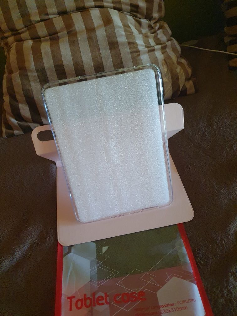 Ipad 10.9 wi-fi 10 ген 2024 64 Гб + чохол