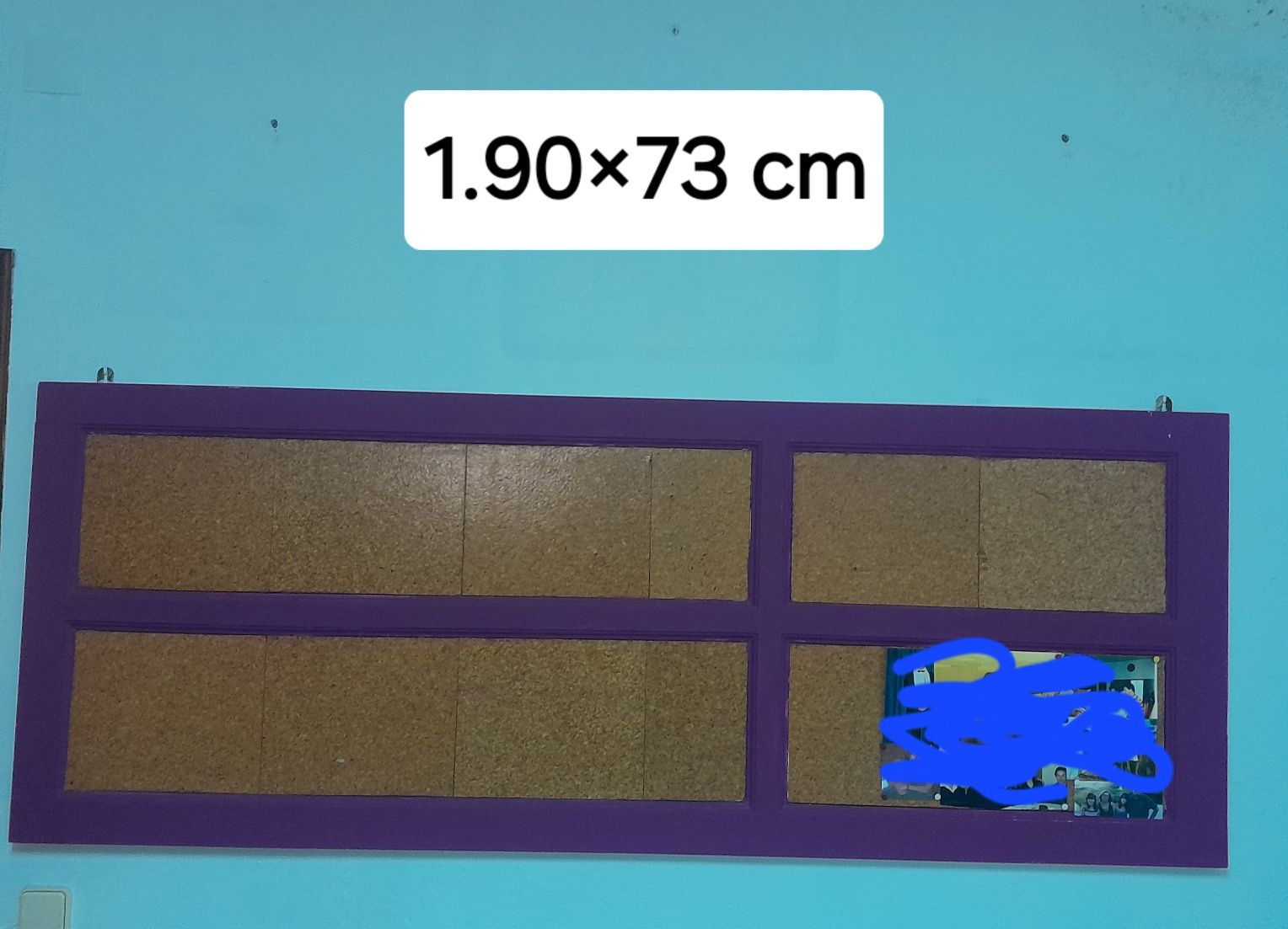 Moldura em madeira e aparelhagem