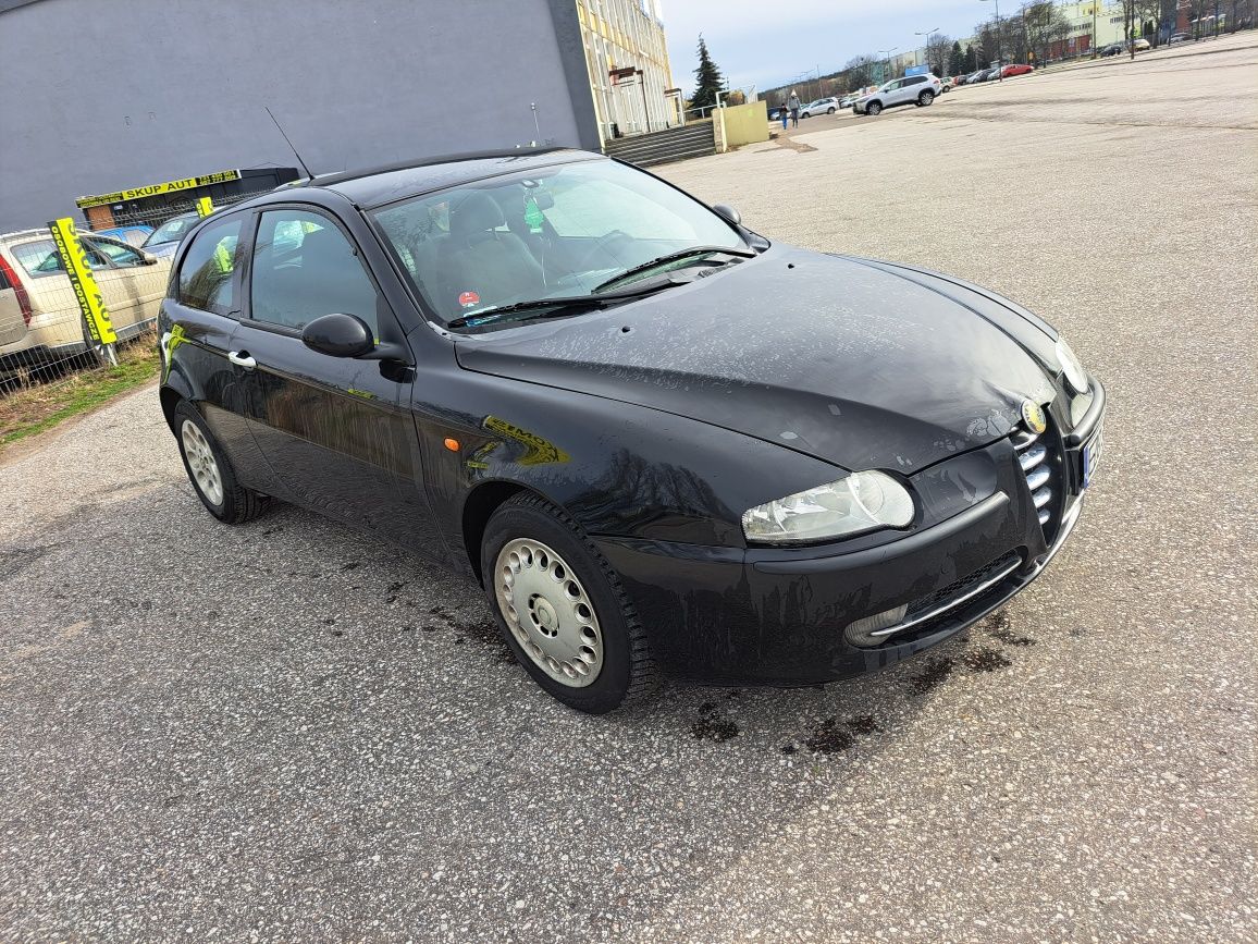 Alfa Romeo 147 1.6 LPG 105KM 2001r