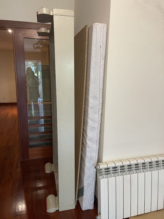 Cama solteiro madeira magno lacado com colchao