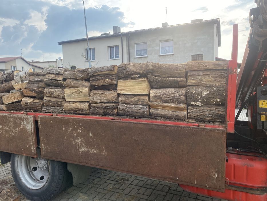 Drewno opałowe kominkowe transport drewna wycinka drzew