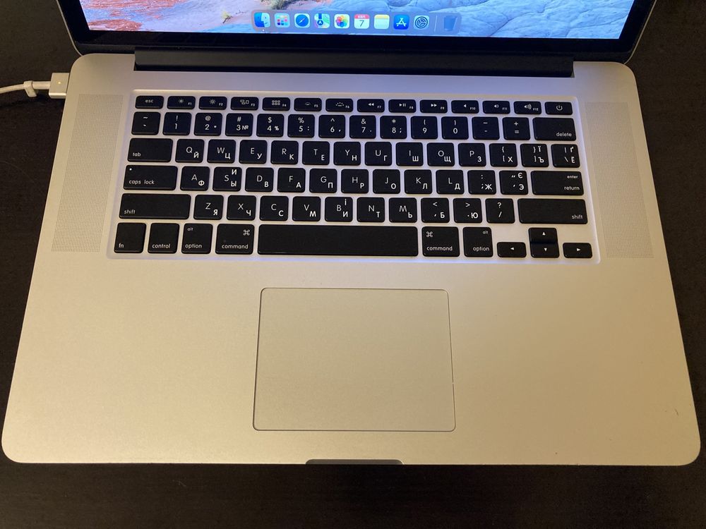 macbook pro 2015 15"