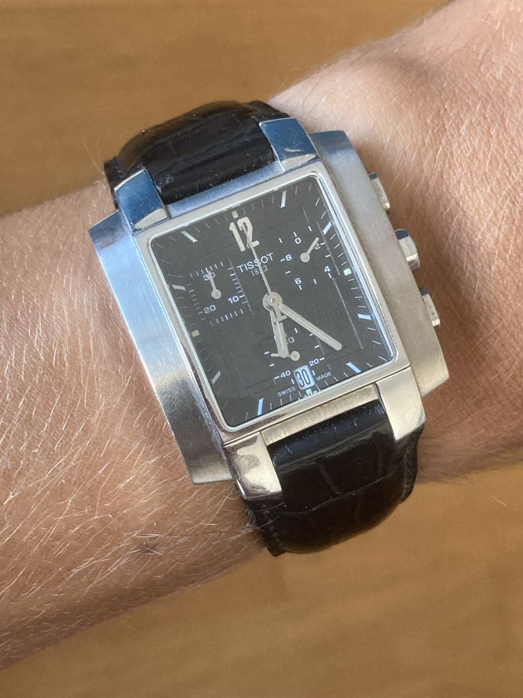 Tissot L875/975K – Chronograph Suíço