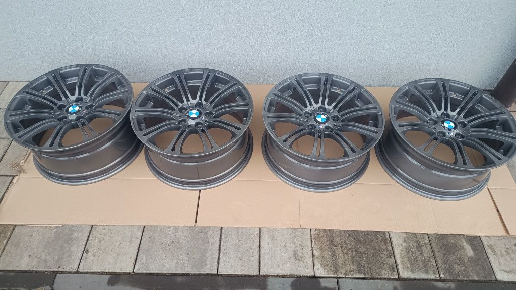 BMW E90 E91 E87 E81 felgi R18 5x120 2 szerokości wzór styling 220