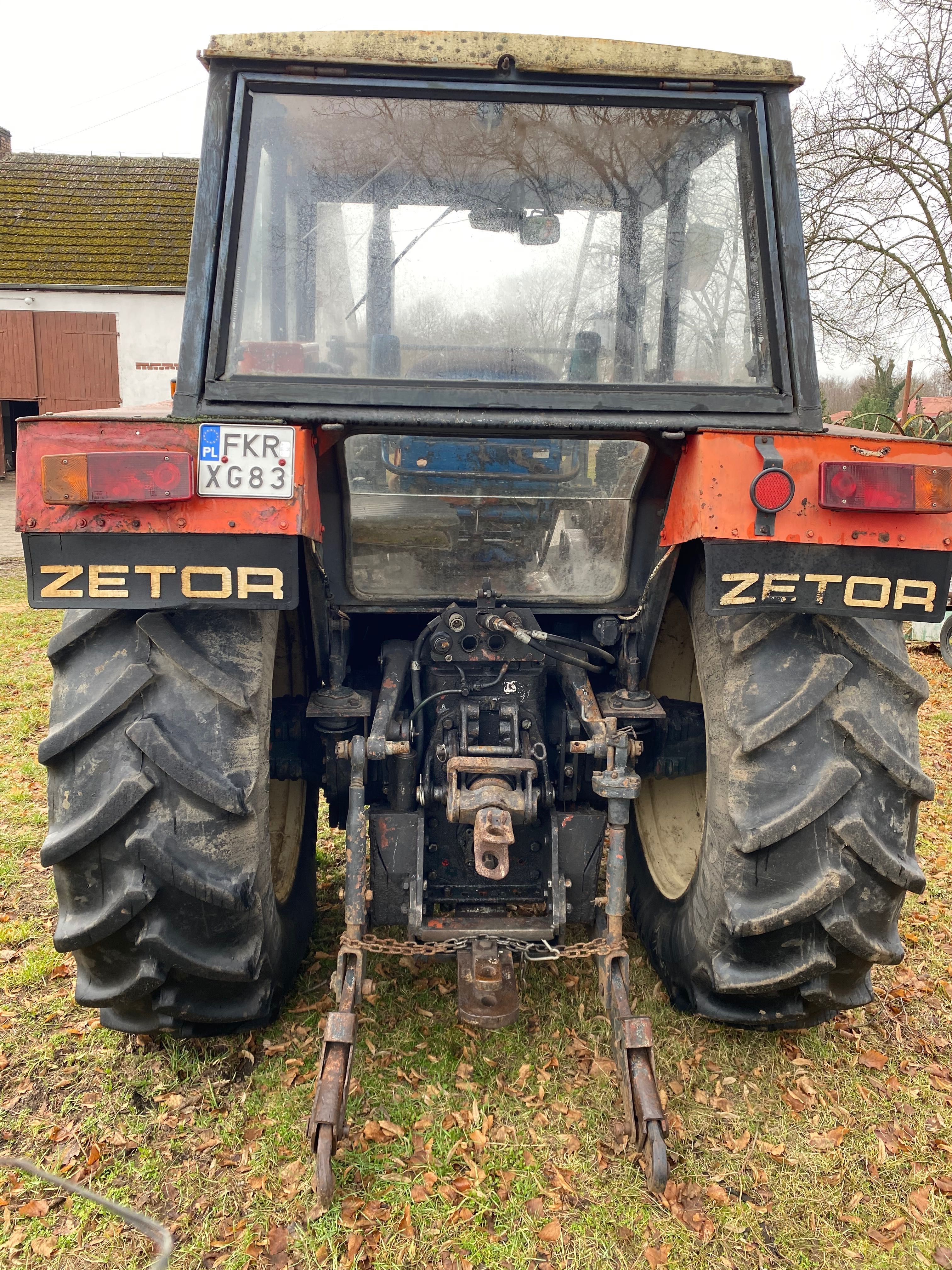 ZETOR 8045 z ładowaczem