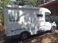 Autocaravana perfilada cama francesa