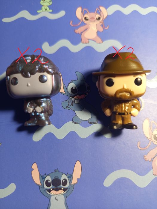 Фігурки дуже дивні дива.