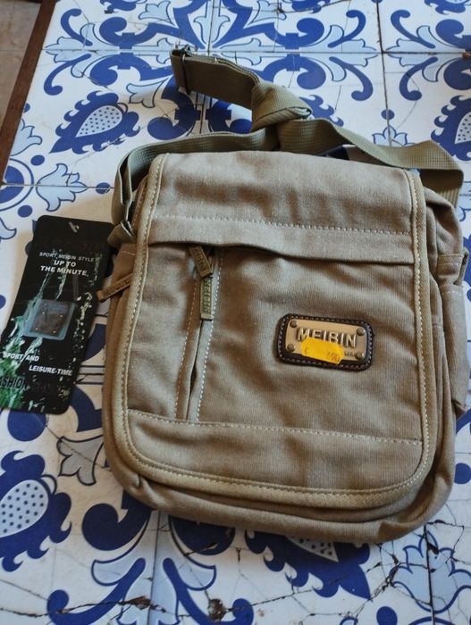 Mala á tiracolo creme