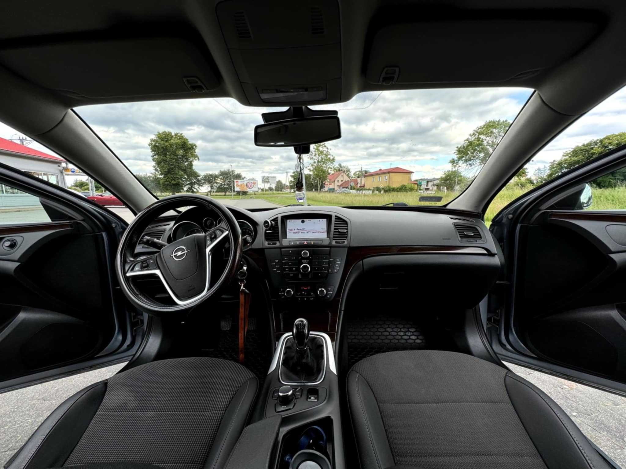 Opel Insignia Cosmo 2.0cdti 131km. 2009r. Sedan.
