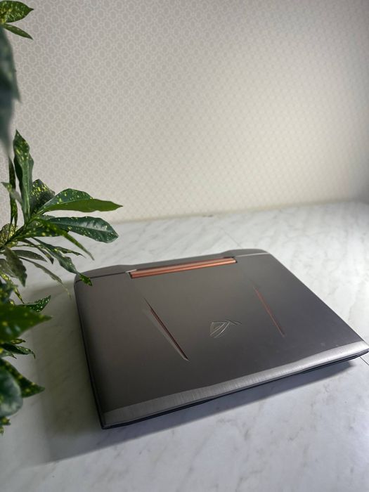 Продається ноутбук ASUS ROG G752