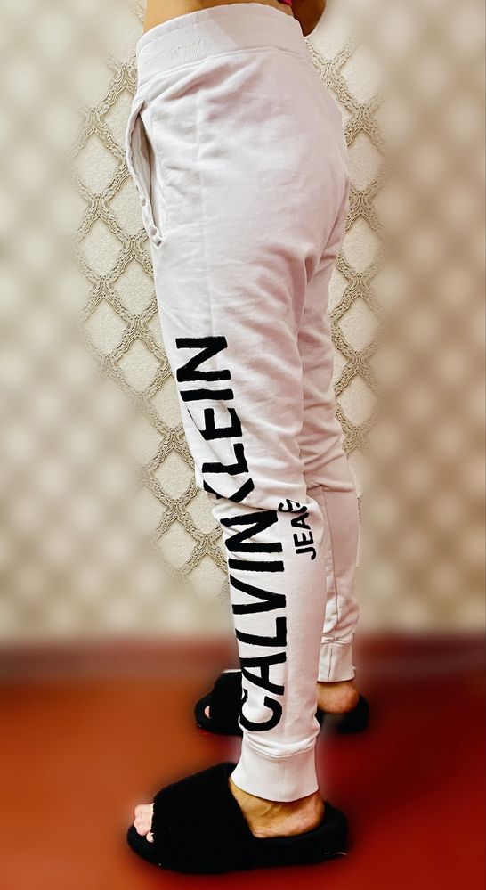 Штаны Calvin Klein
