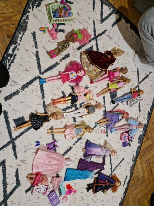 Lalki Barbie i inne