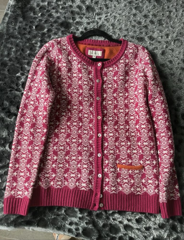 Welniany sweter damski