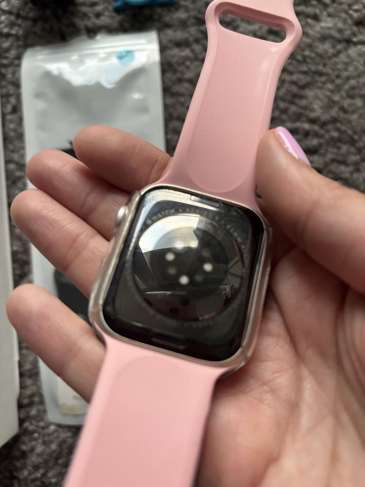 Apple Watch 8 series 45 mm Starlight Aluminium