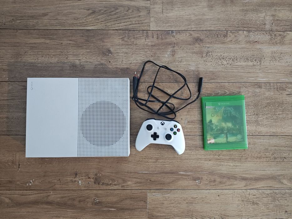 Konsola Xbox One S! Fajny zestaw ! Gra gratis !