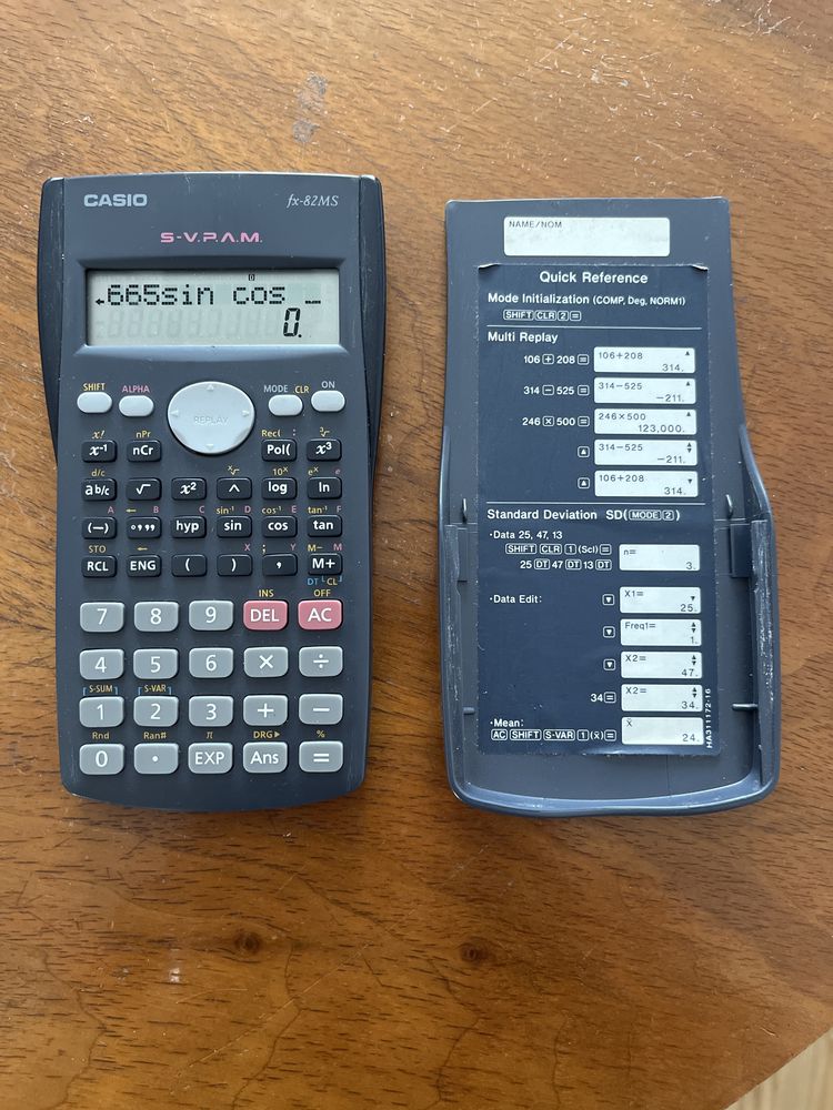 Kalkulator naukowy Casio FX-82MS