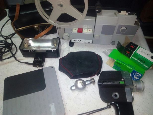 Projector e camara de filmar,antiguidades