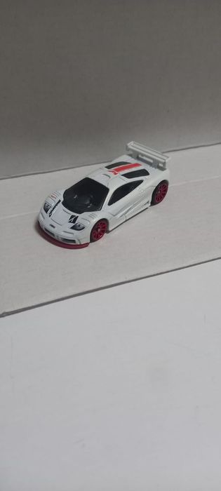 Mclaren f1 GTR hot wheels