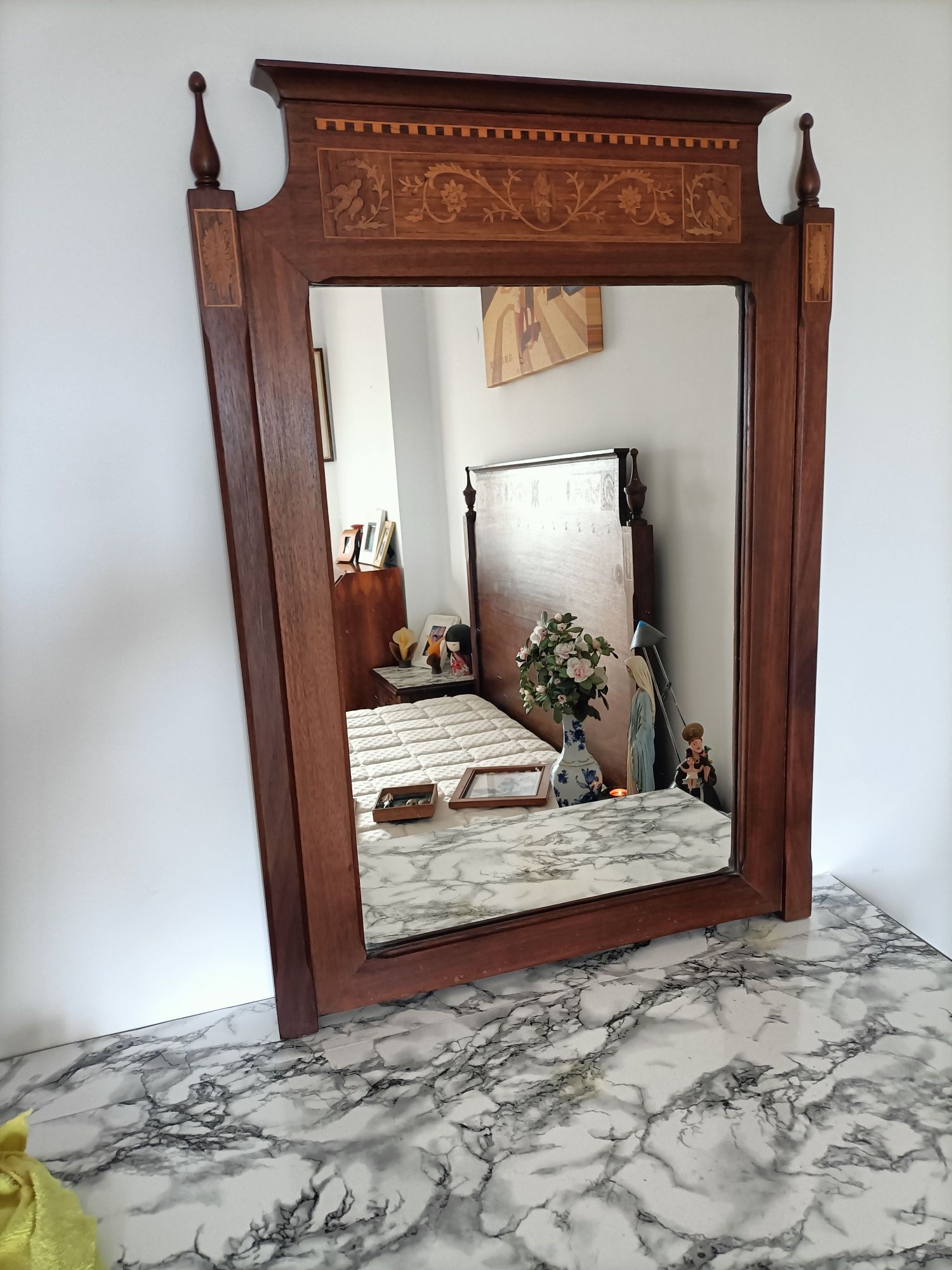 Espelho em madeira D.Maria