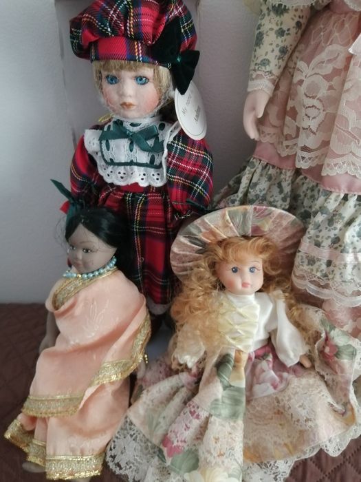 Todas Bonecas de porcelana