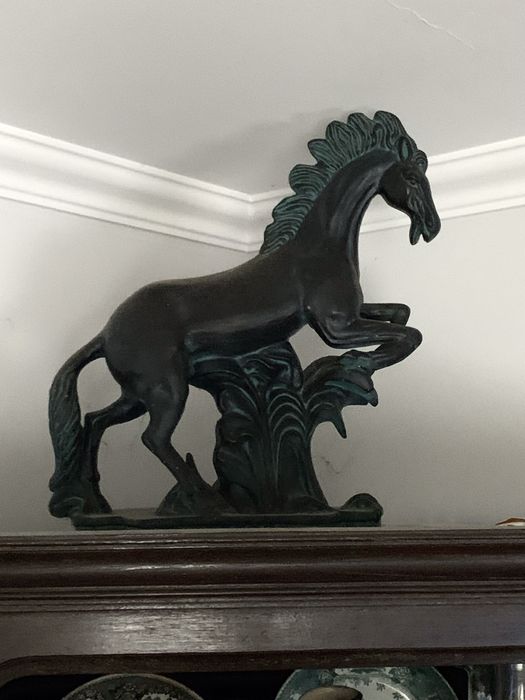 Estátua cavalo vintage