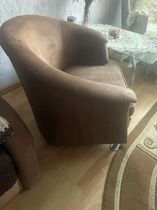 Brazowe fotele komplet 2 sztuk