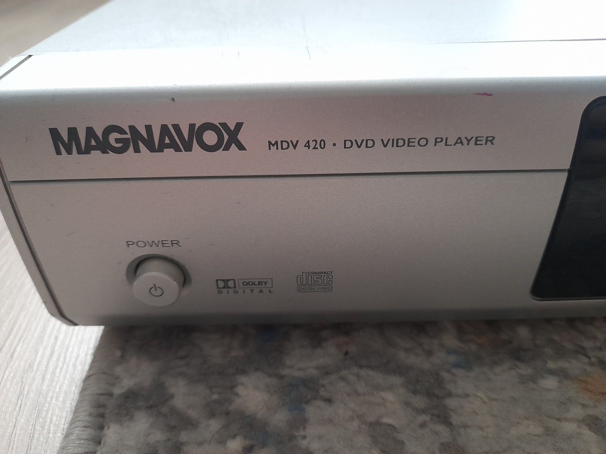 Odtwarzacz DVD Magnavox MDV 420