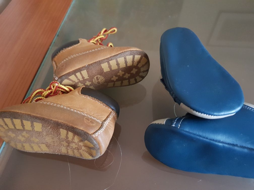 Botinhas em pele Timberland e Pré Natal novas