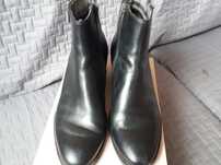 Rezerwacja buty i puzzle