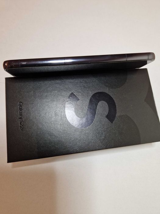 SAMSUNG Galaxy S22+ 8/128GB 5G 6.6" Czarny Nowy