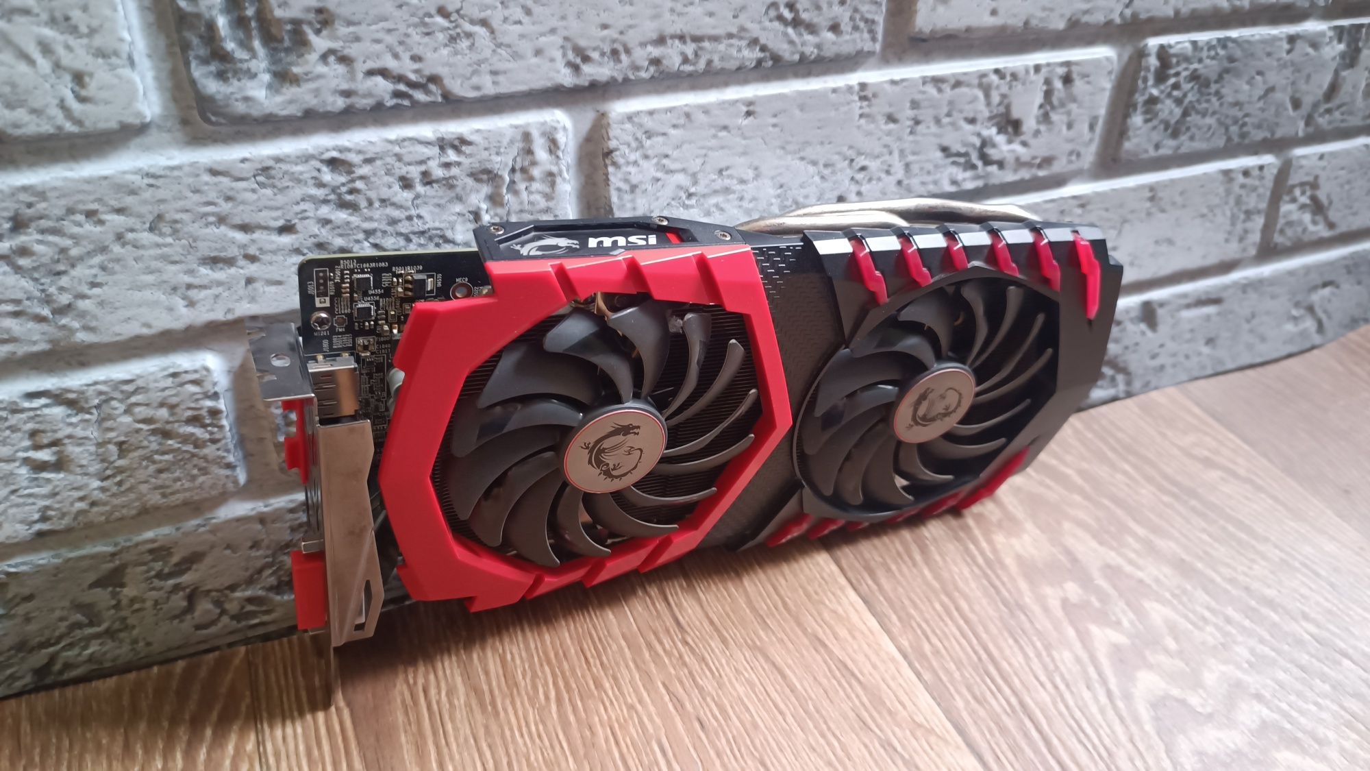 Видеокарта MSI Radeon RX570 4Gb