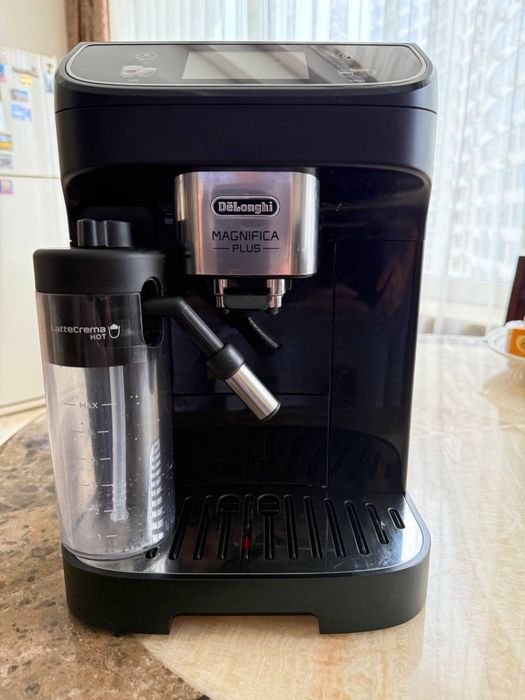 Кавомашина Delonghi ECAM320.60.B