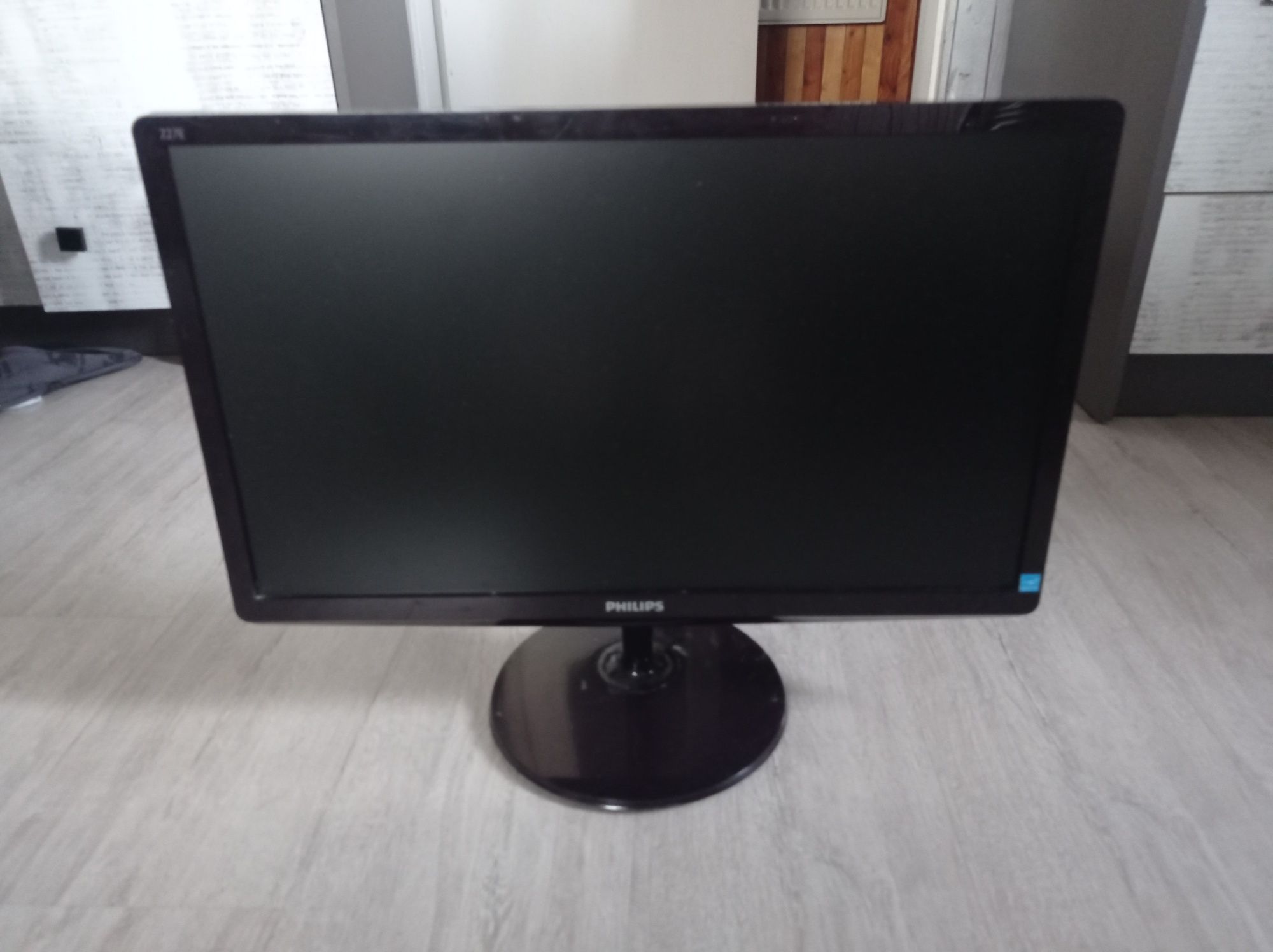 Monitor Philips 21.5 cala