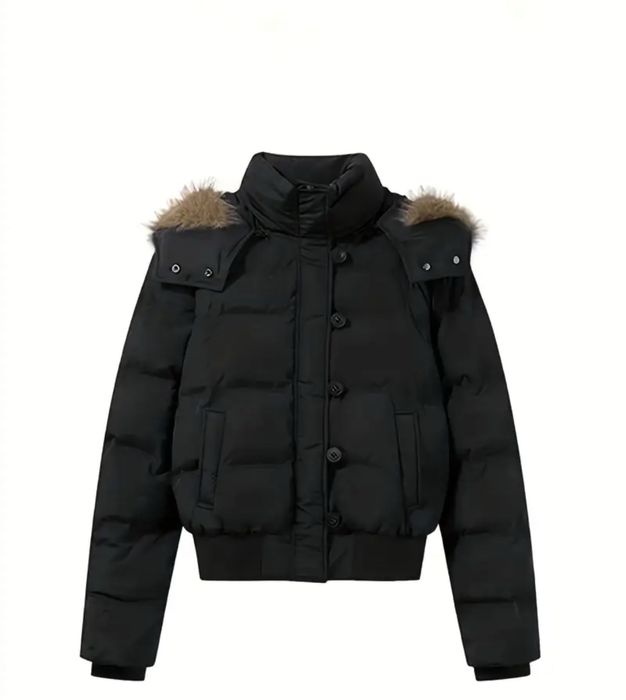 Бомбер з мехом в гарному стані!